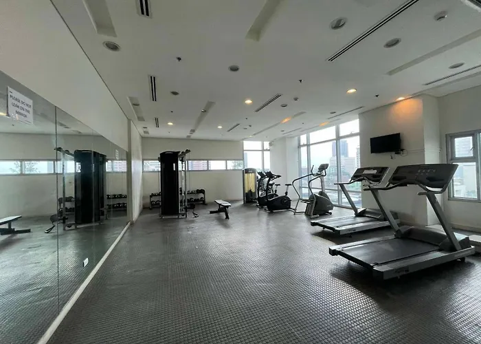 Apartment For Staycation In 8 Adriatico Manila