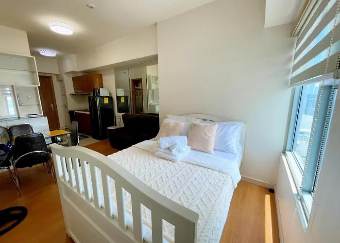 For Staycation In 8 Adriatico Apartment *