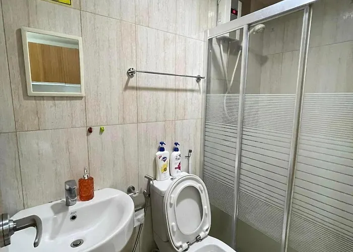 Apartment For Staycation In 8 Adriatico Manila